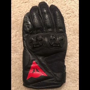 Daniese Motorcycle MIG C2 Glove. Left hand ONLY